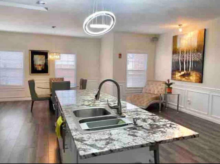 Vila New Modern House?A Mins To Hwy I-85, 316 Lawrenceville Exteriér fotografie